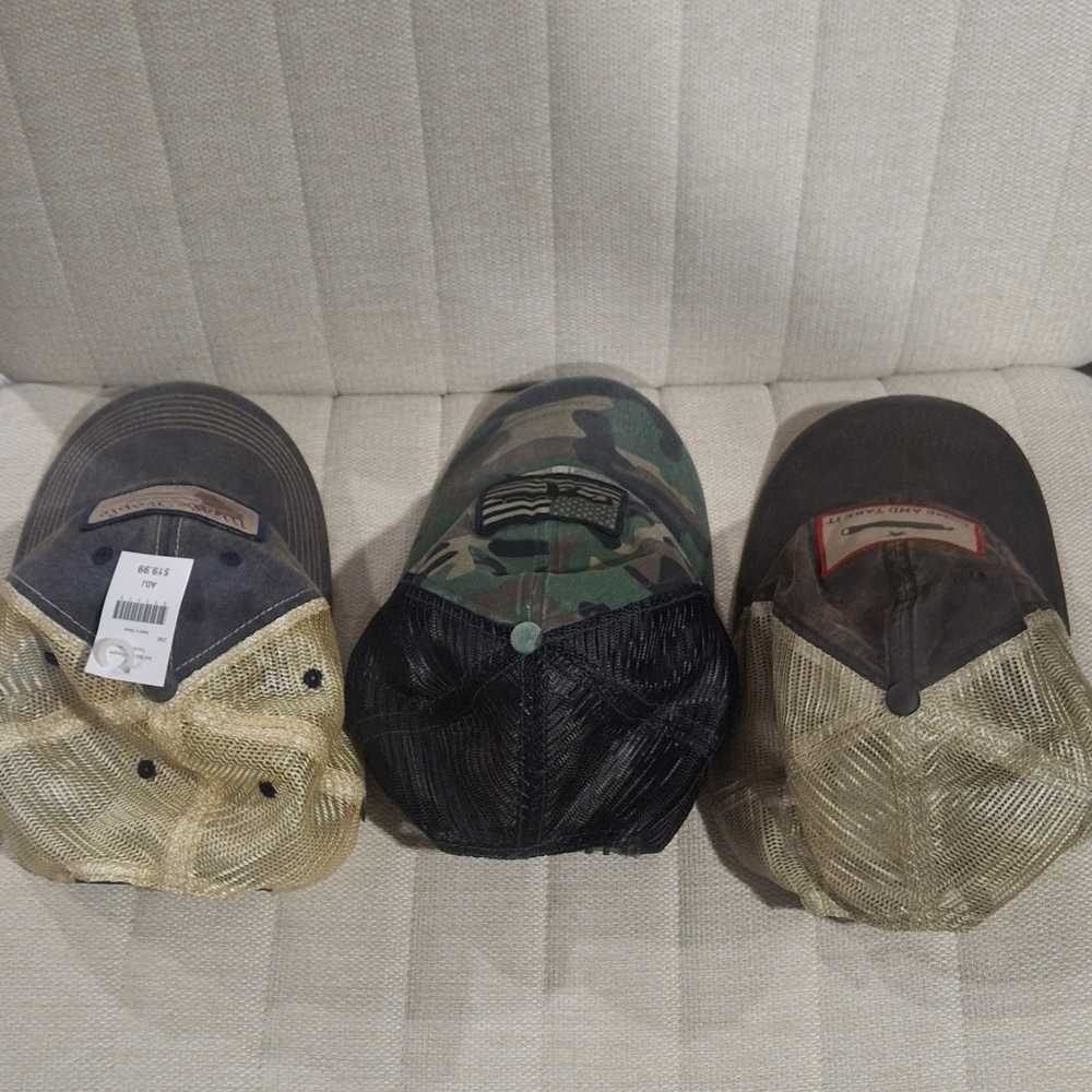 Set  of 3 Trucker Caps Snap Back   Smoke Free Home - Picture 3 of 5